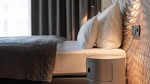 goingtriplea_innen_062081.jpg